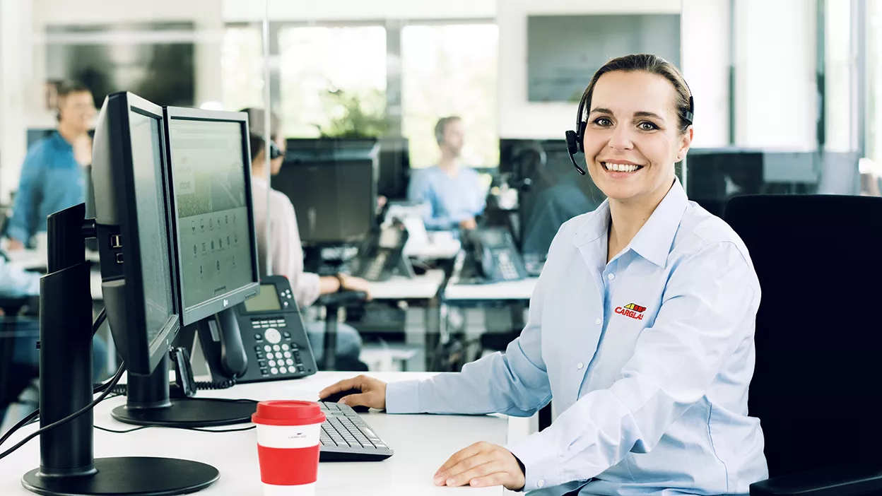 Carglass Mitarbeiterin Call Center